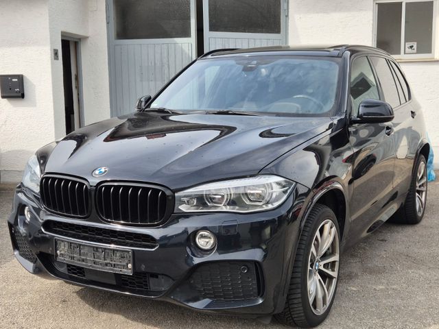 BMW X5 xDrive 30d/M-Sportpaket/Head-Up/Kamera/Pano!