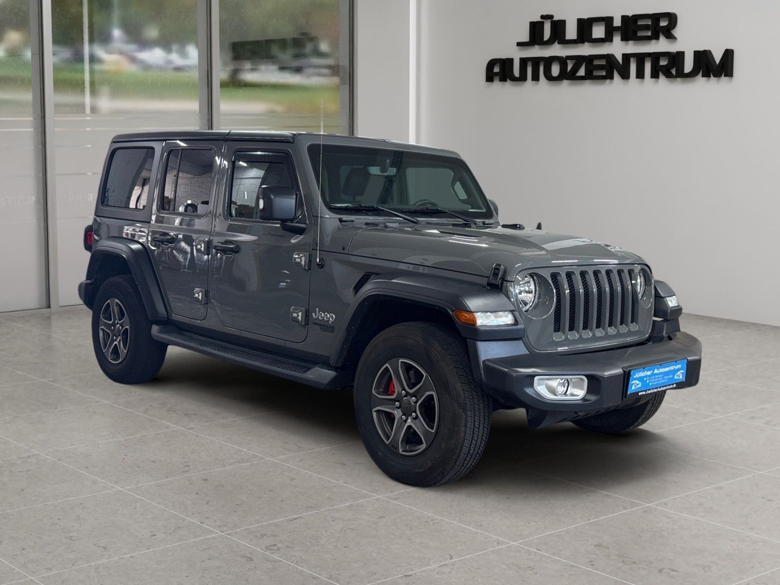 Jeep Wrangler - 1