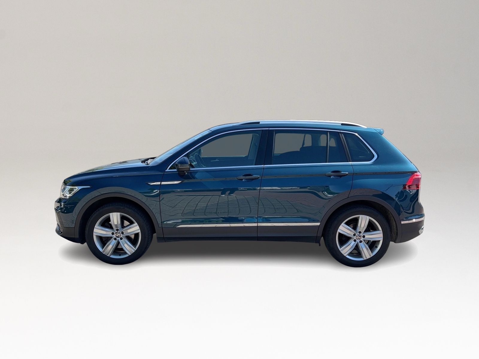 Tiguan Elegance 4Motion 2.0 TDI, AHK, Navi, Matr