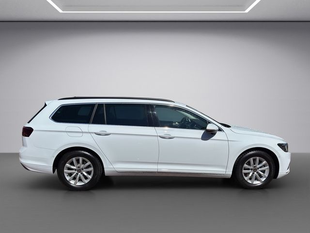 Passat Variant 2.0 TDI Business DSG MATRIX-LED