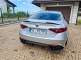 Alfa Romeo Giulia 2.9 V6 Bi-Turbo 375 kW AT8 Quadrifogl... - Alfa Romeo Giulia V6 Gebrauchtwagen