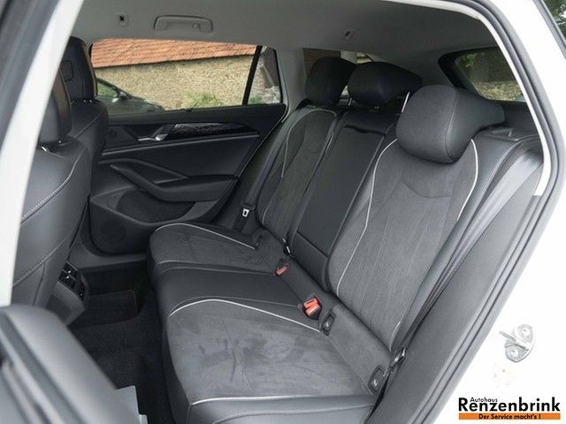 Passat Variant Elegance TDI DSG 360° AHK Matrix 