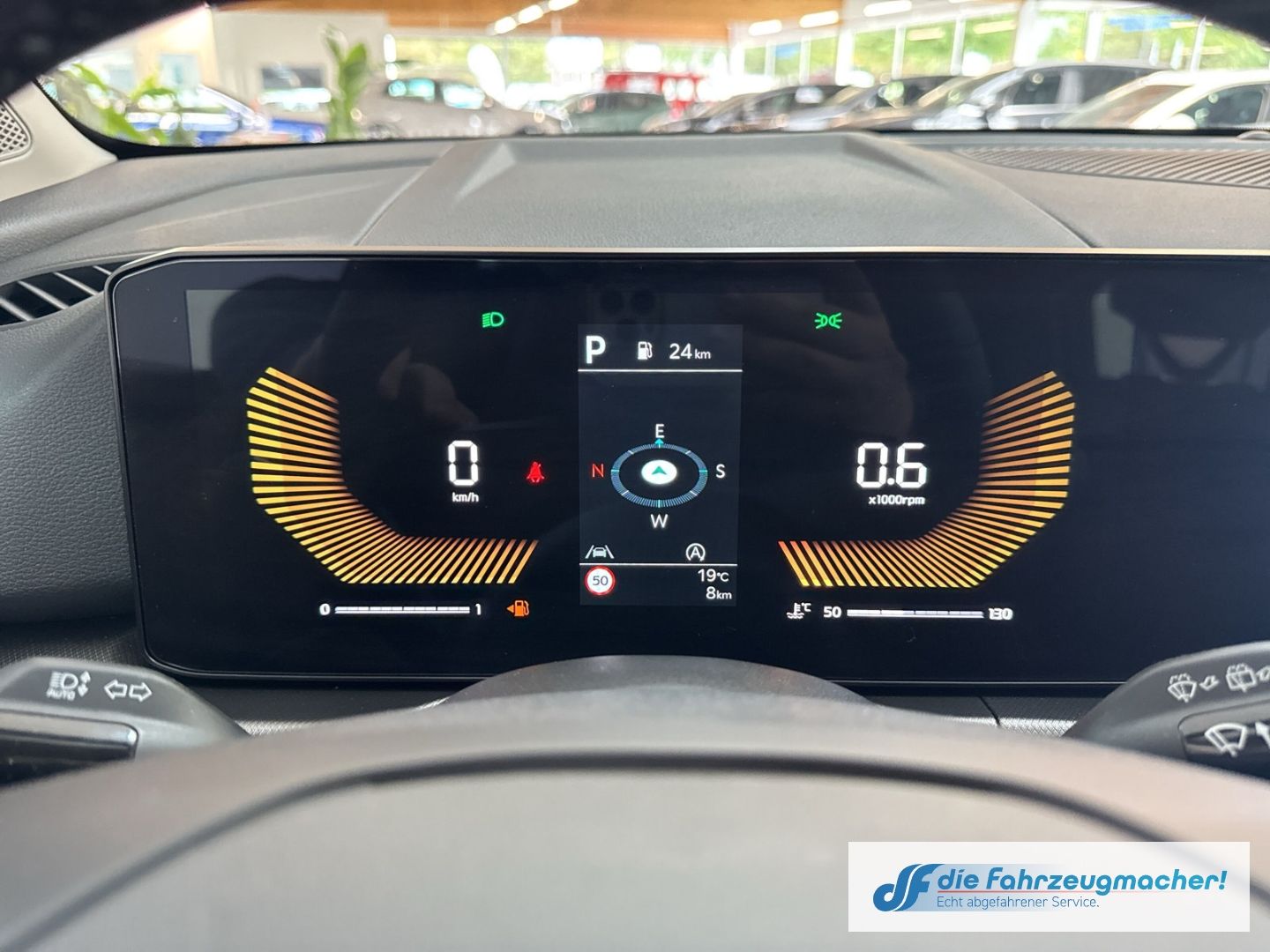 Fahrzeugabbildung Kia Sportage 1.6 T-GDI AWD 7DCT 2-Zonen-Klimaautomat