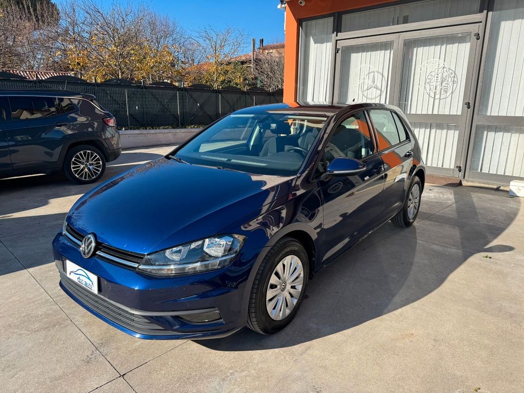 Image of Volkswagen Golf