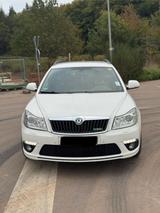 Skoda Octavia RS 2012 Xenon/PDC/SHZ Vo-Hi/... - Skoda Octavia: 20v