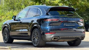 Porsche Cayenne - 3