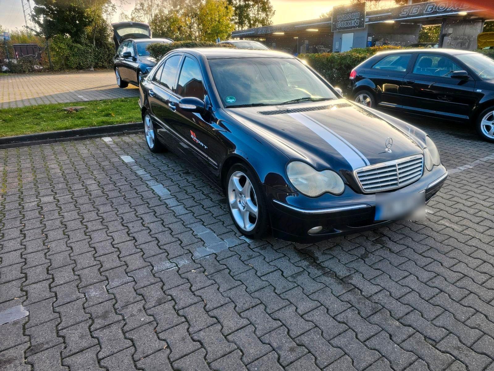 Mercedes-Benz 240
