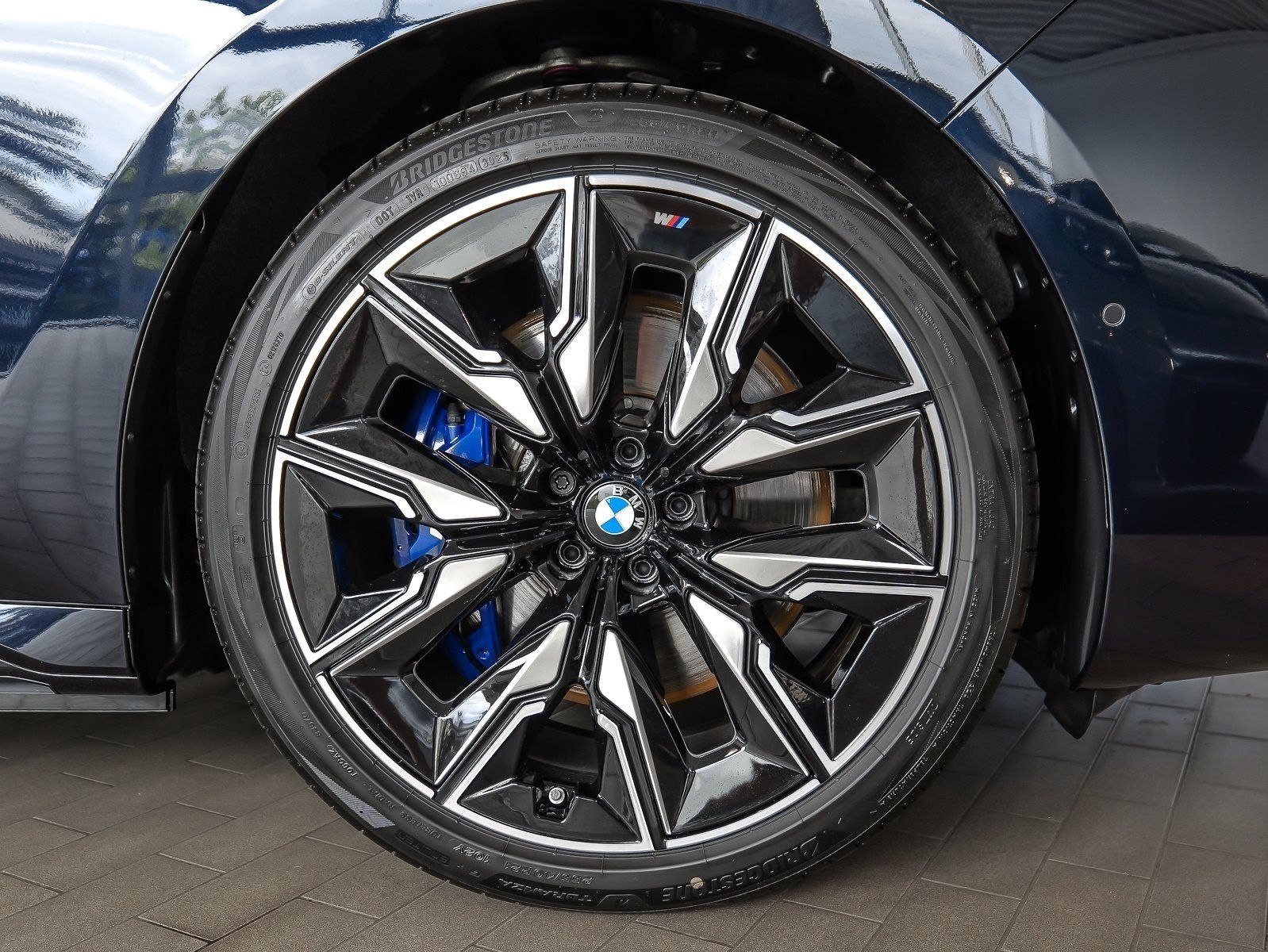 BMW M760 - Bild 5