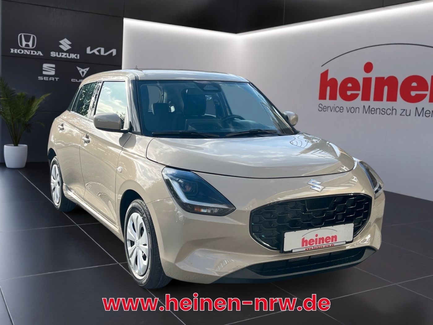 Suzuki SWIFT 1.2 CLUB NAVI KLIMA TEMPOMAT ADAPTIV ECALL imagem 2