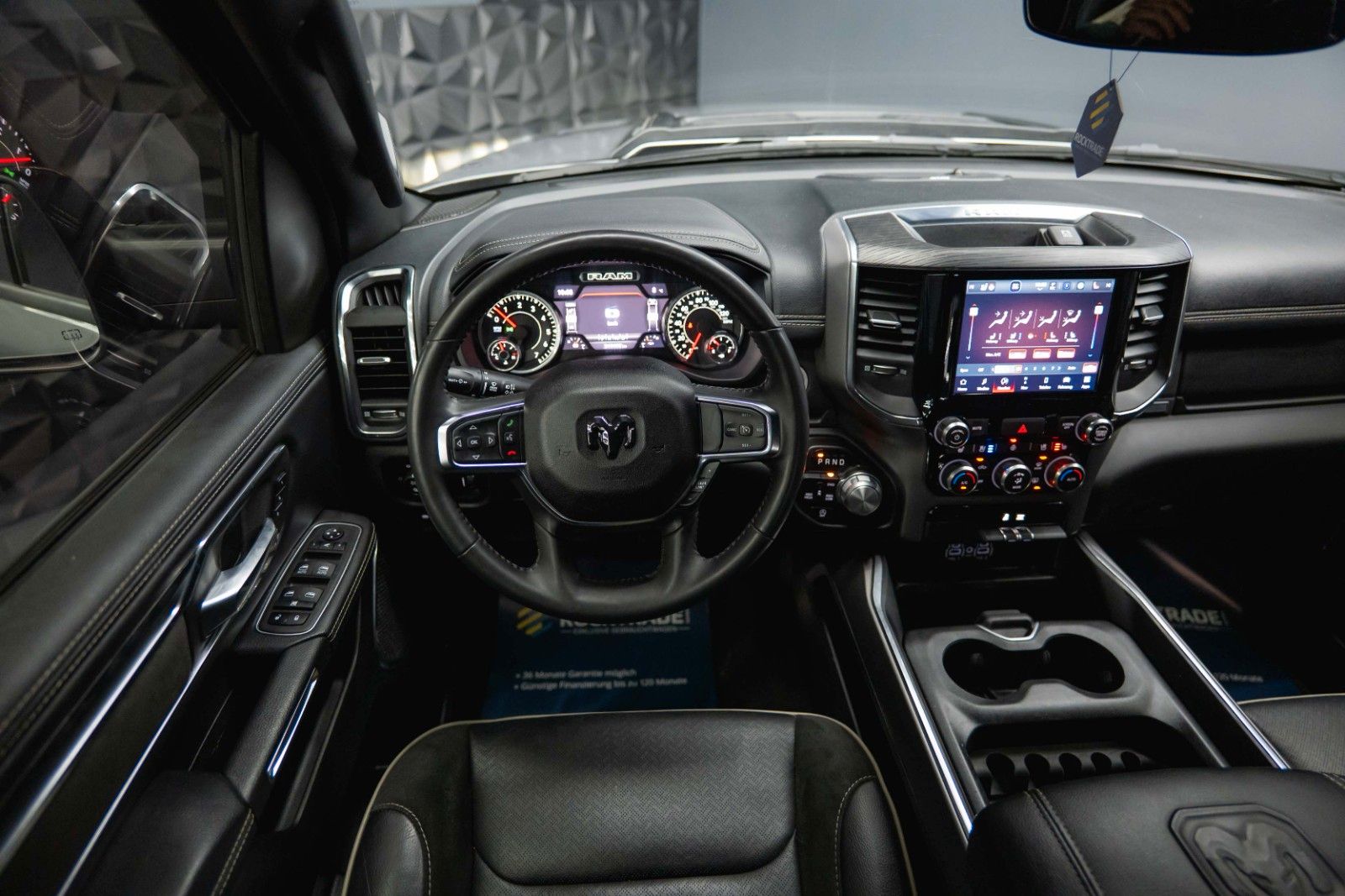 Fahrzeugabbildung Dodge RAM 5.7 V8 HEMI 4x4 LARAMIE Limited Offroad LED