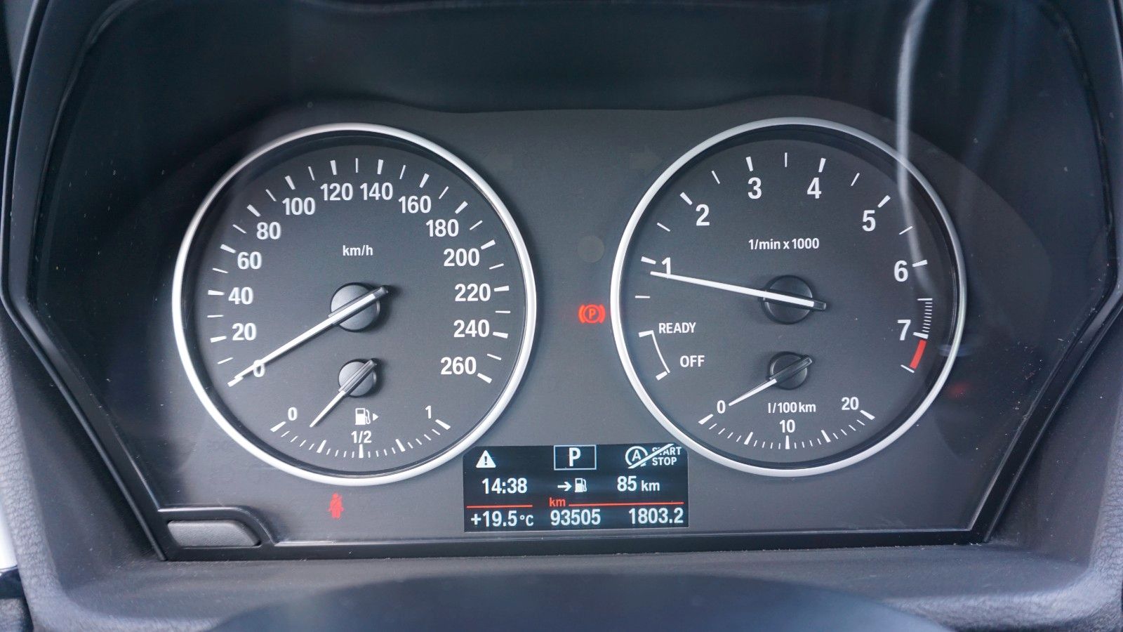 Fahrzeugabbildung BMW X1 xDrive 20i Advantage,PDC,Automatik,Scheckheft