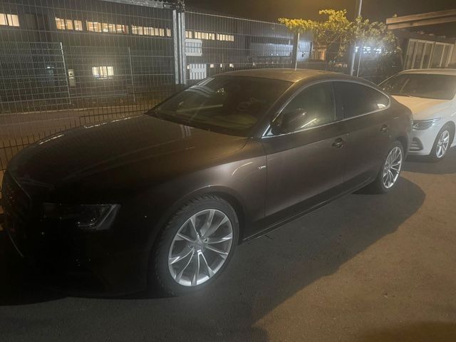 Audi A5 SB 2.0 TDI S-LINE quattro SHD*NAVI*LEDER*CAM*