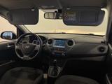 Hyundai i10 Aut. Premium-Paket|SHZ|KLIMAAUT|NAVI|PDC|KEY - Hyundai i10 Gebrauchtwagen in Hamburg