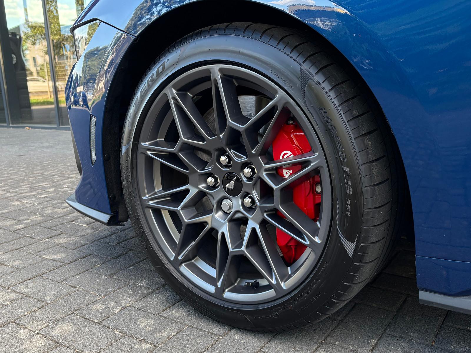 Ford MUSTANG GT 5.0 V8 COUPE NEUES MODELL NUR 3.332KM