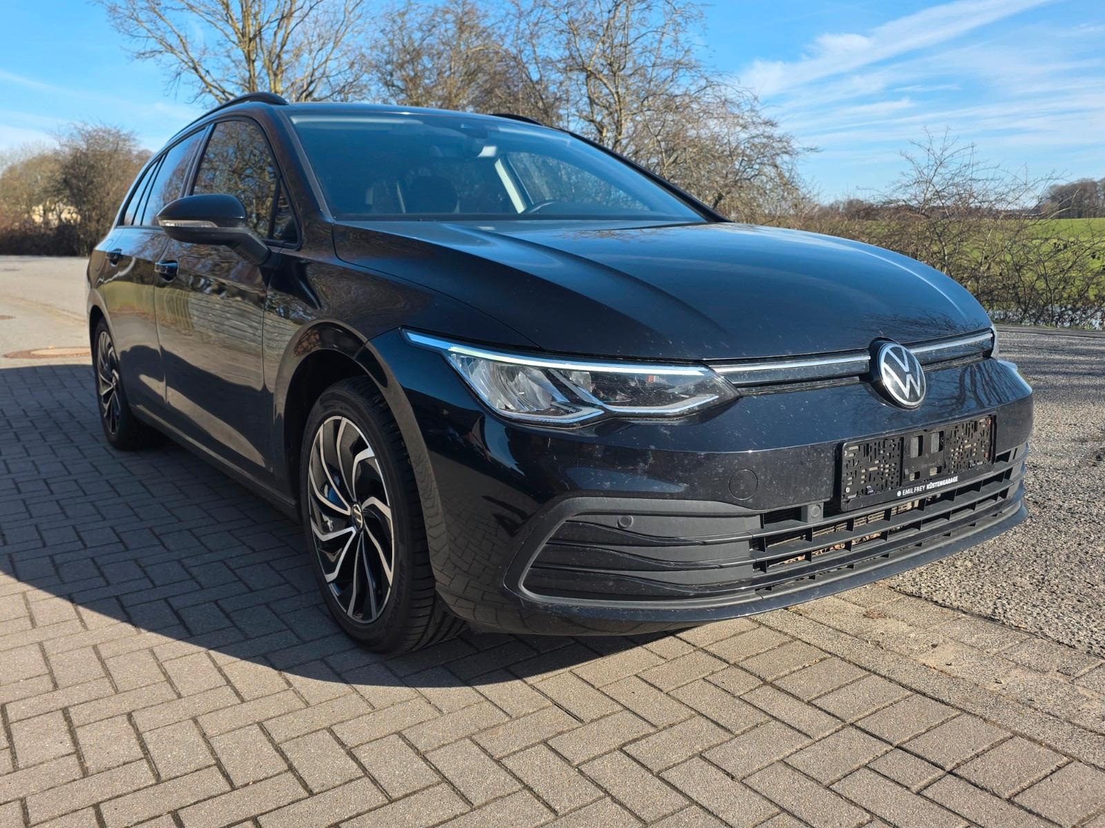 Volkswagen Golf VIII Variant Life NAVI-AHK-1 Hd