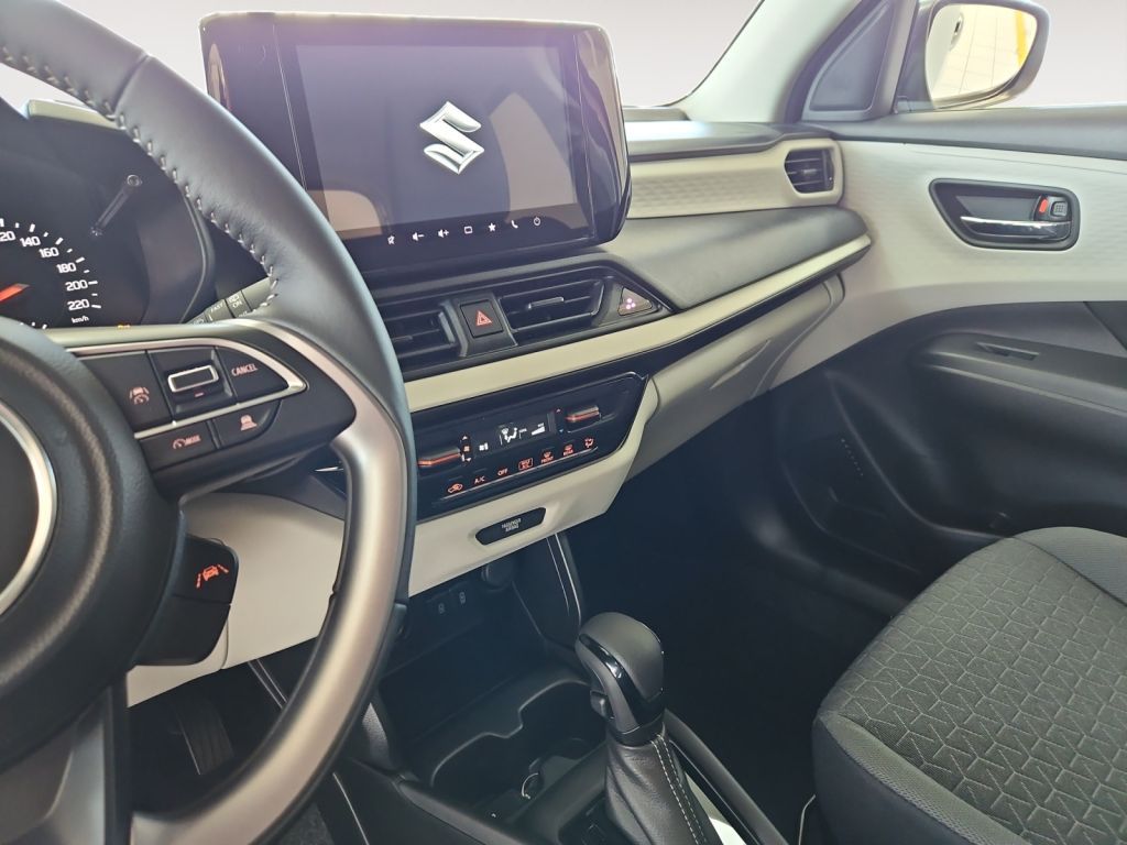 Fahrzeugabbildung Suzuki Swift 1.2 Dualjet Hybrid CVT Comfort