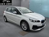 BMW 225XE Advantage Navi, Automatik allrad - weiße BMW 225 Active Tourer