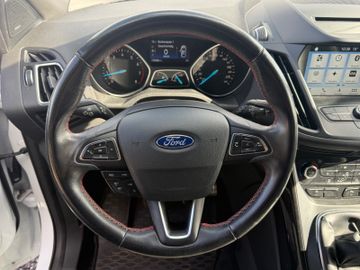 Ford Kuga - 10