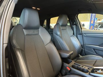 Audi A3 *S-Line*1.Hand*19%*AdapFahr*SpurH*Tempo*Key*