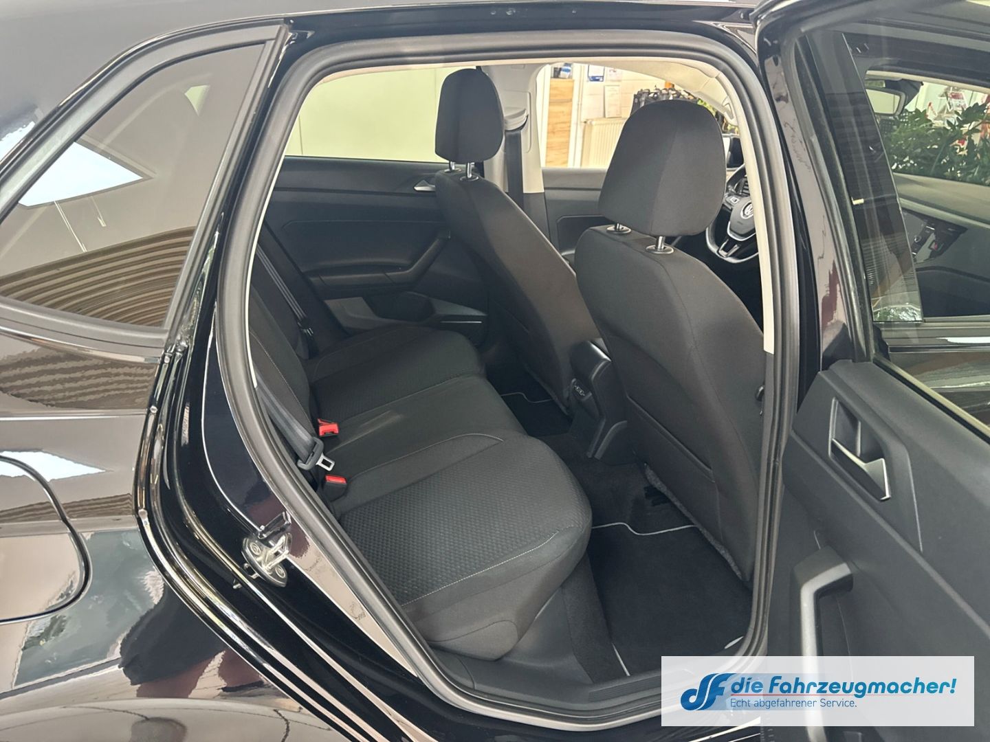 Fahrzeugabbildung Volkswagen Polo VI Comfortline 1.0 TSI AHK ACCKlimaautom SH