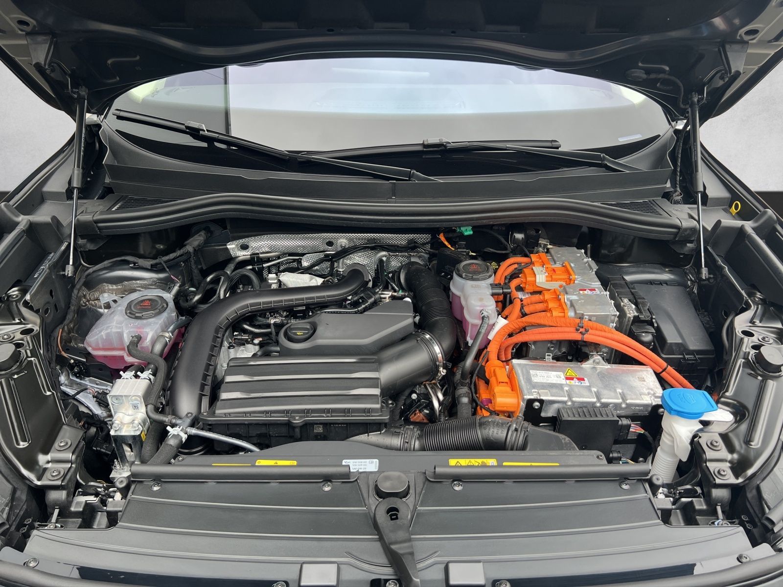 Tiguan Energy 1.5 TSI eHybrid DSG AHK*Navi*ACC