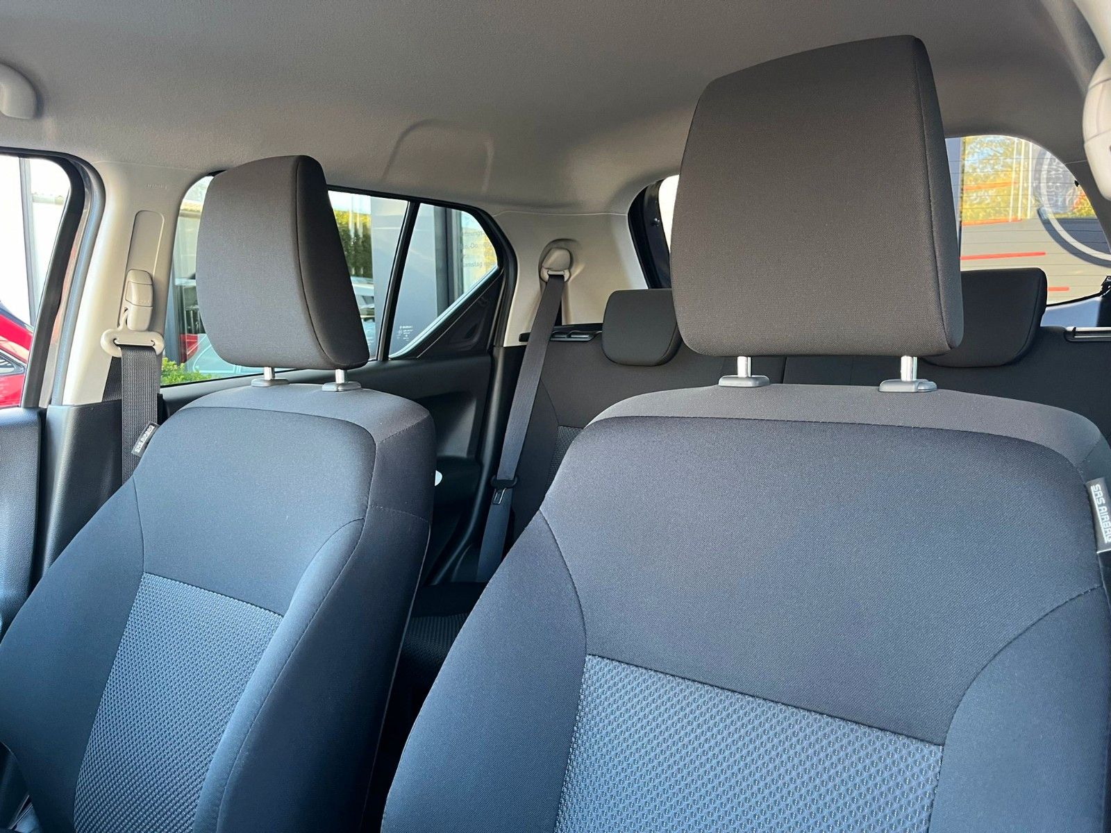 Fahrzeugabbildung Suzuki Ignis 1.2 Allgrip Comfort+*8x bereift*