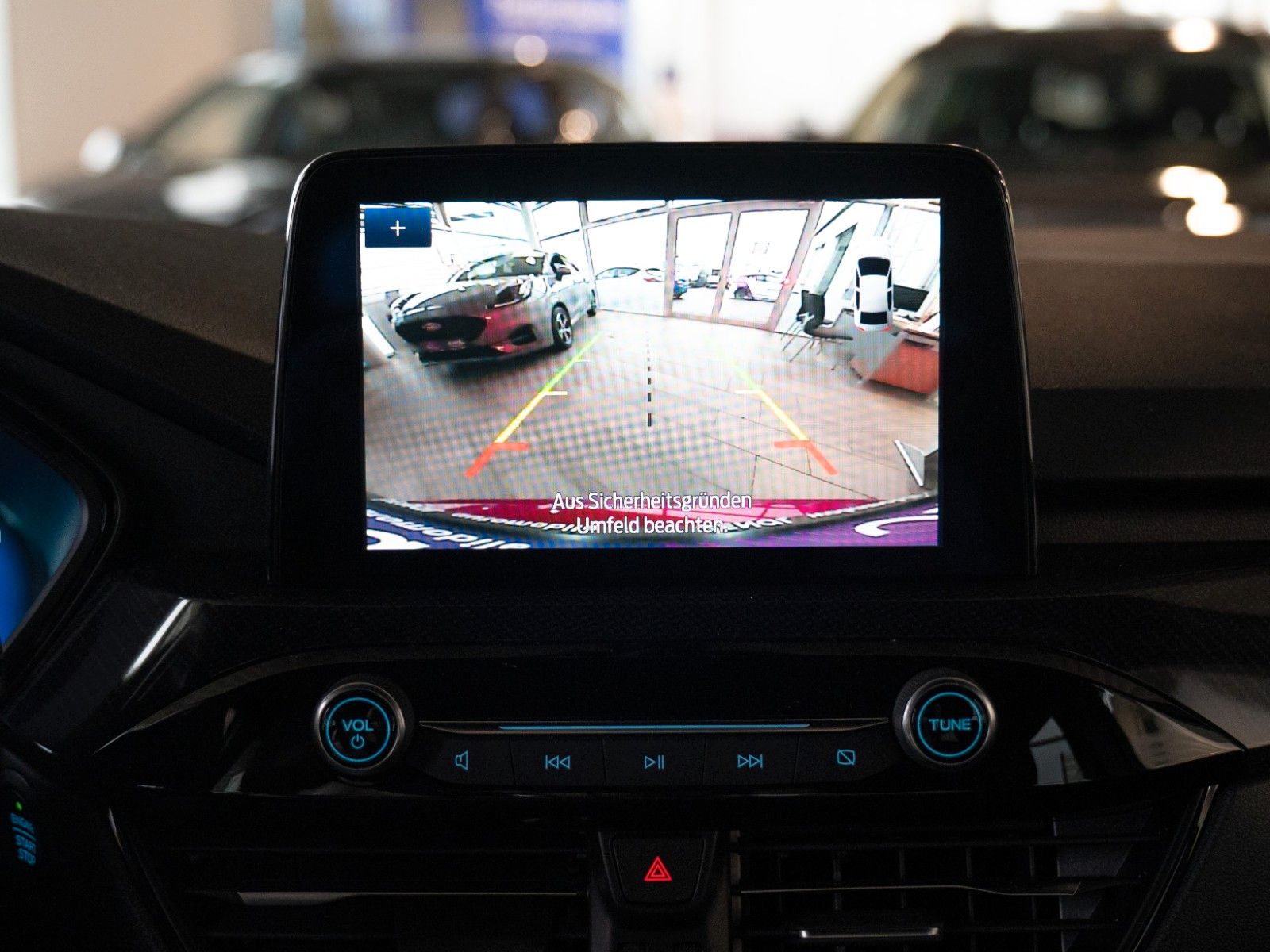 Fahrzeugabbildung Ford Kuga ST-Line KEYLESS/KAMERA/NAVI/WINTER-P.