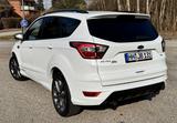 Ford Kuga 2,0 4x4 ST-Line Performance - Ford Kuga: Von Privat