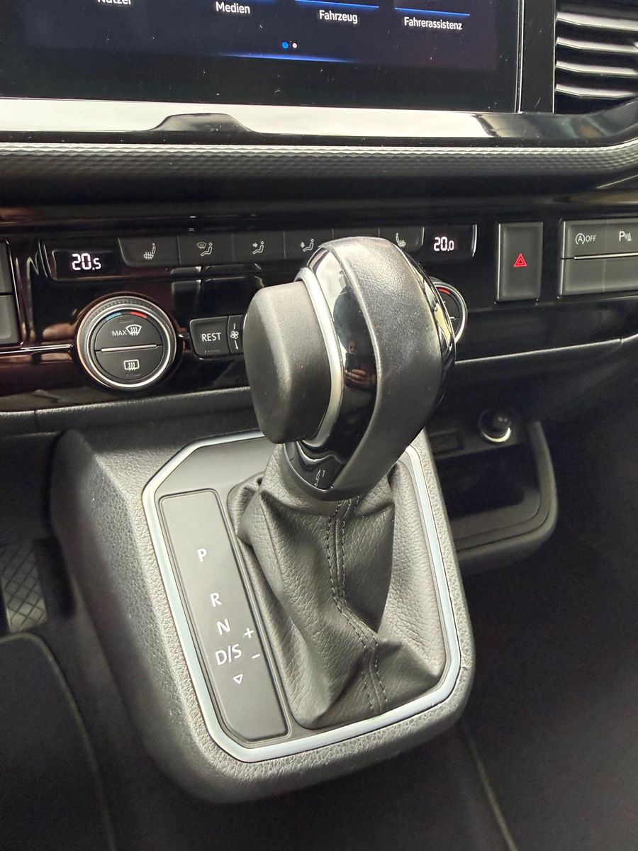 Volkswagen T6 Multivan Highline Standheizung AHK Kamera PDC foto 15