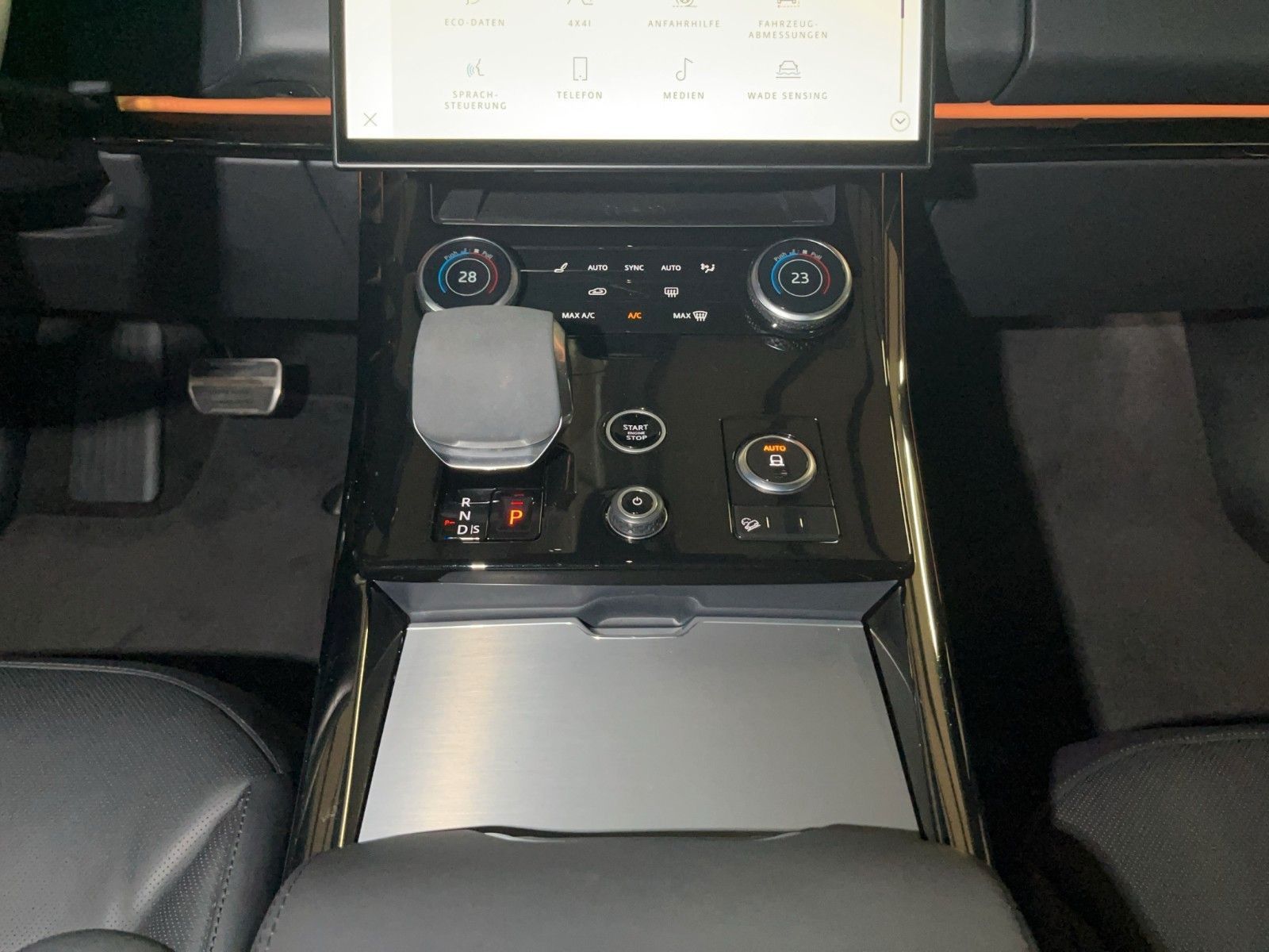 Fahrzeugabbildung Land Rover Range Rover Sport Sport Dynamic SE D300*Pano*SHZ