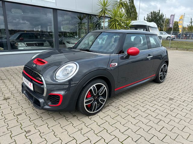 MINI Mini John Cooper Works Leder/Navi/LED/Alu18"