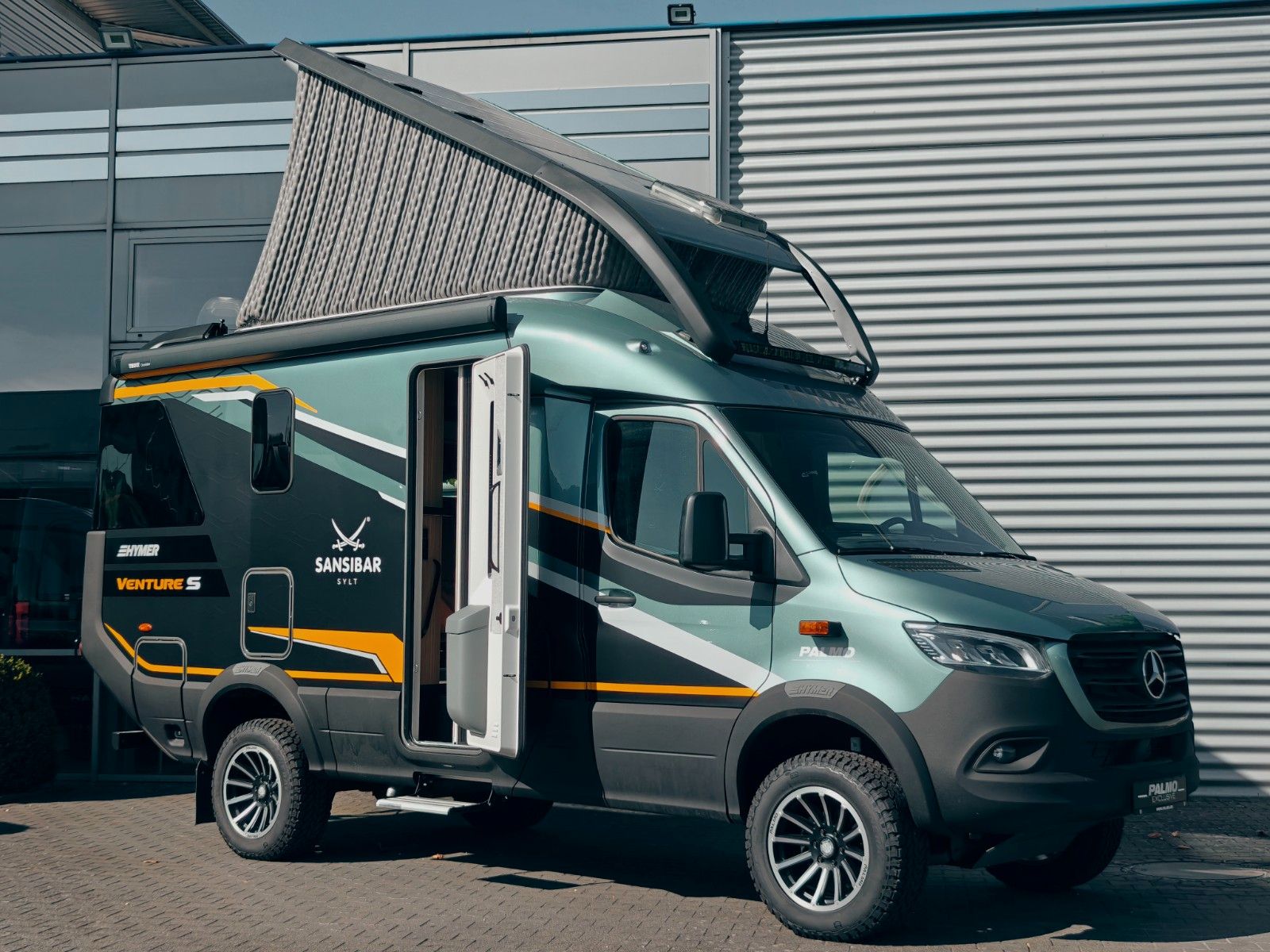 Fahrzeugabbildung HYMER / ERIBA / HYMERCAR VENTURE S 4x4 SANSIBAR® LTD. 1 OF 7 by palmo