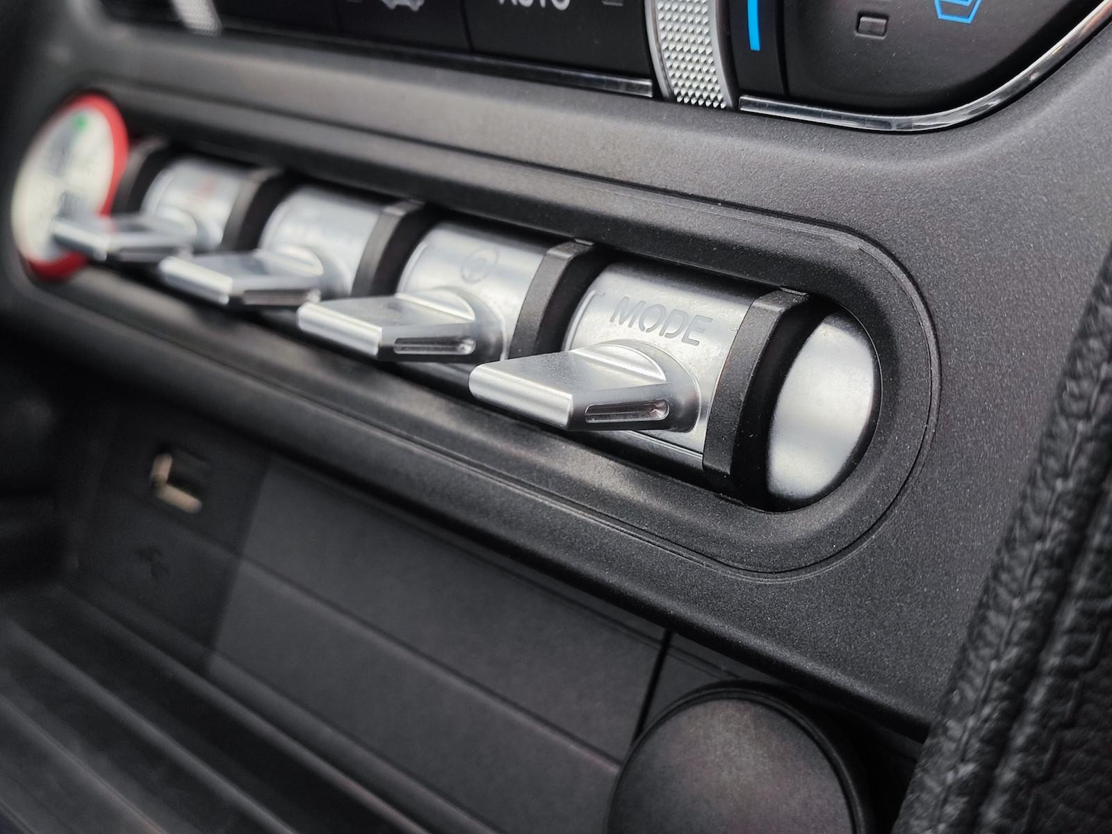 Ford Mustang Convertible 2.3 EcoBoost Premium|LED|LED