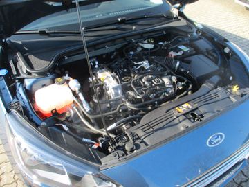 Ford Focus Turnier Titanium BLIS + Winterp.+ Kamera