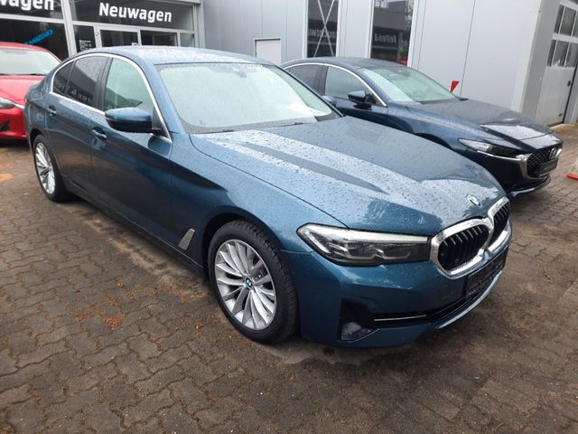 BMW 520D xDrive Limo Leder+Allrad+Standheizung+AHK