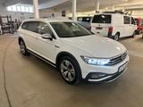 Volkswagen Passat Alltrack 2.0TDI 4Motion*Leder*Navi*Virtua - gebrauchte Volkswagen Passat Alltrack aus dem Jahr 2020