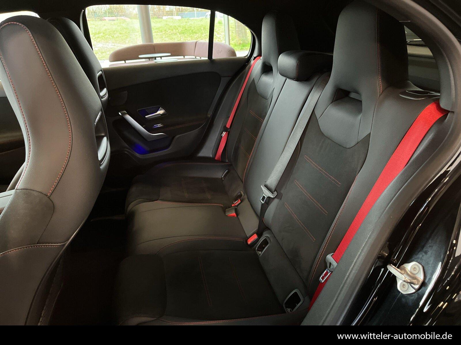 Mercedes-Benz Mercedes-AMG A 35 4MATIC LED/PANO/Night/Sound-S