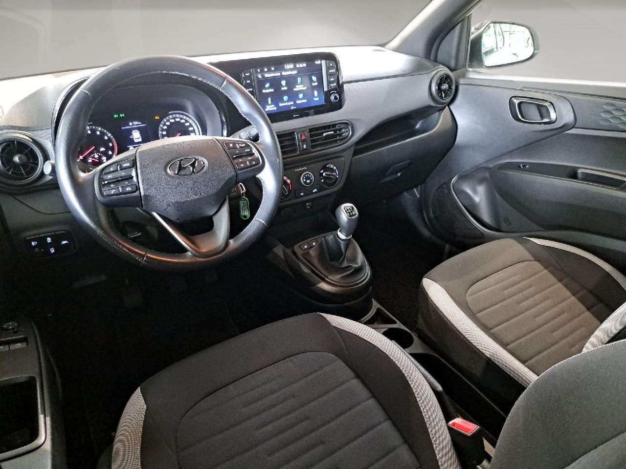 Fahrzeugabbildung Hyundai i10 Connect & Go