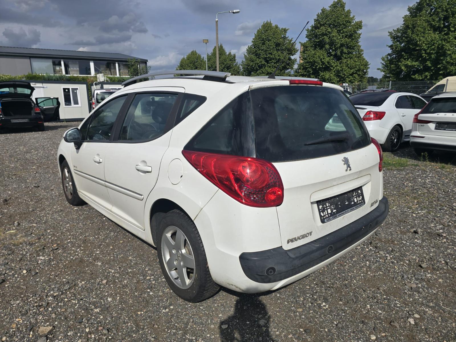 Peugeot 207 2013 — photo 8