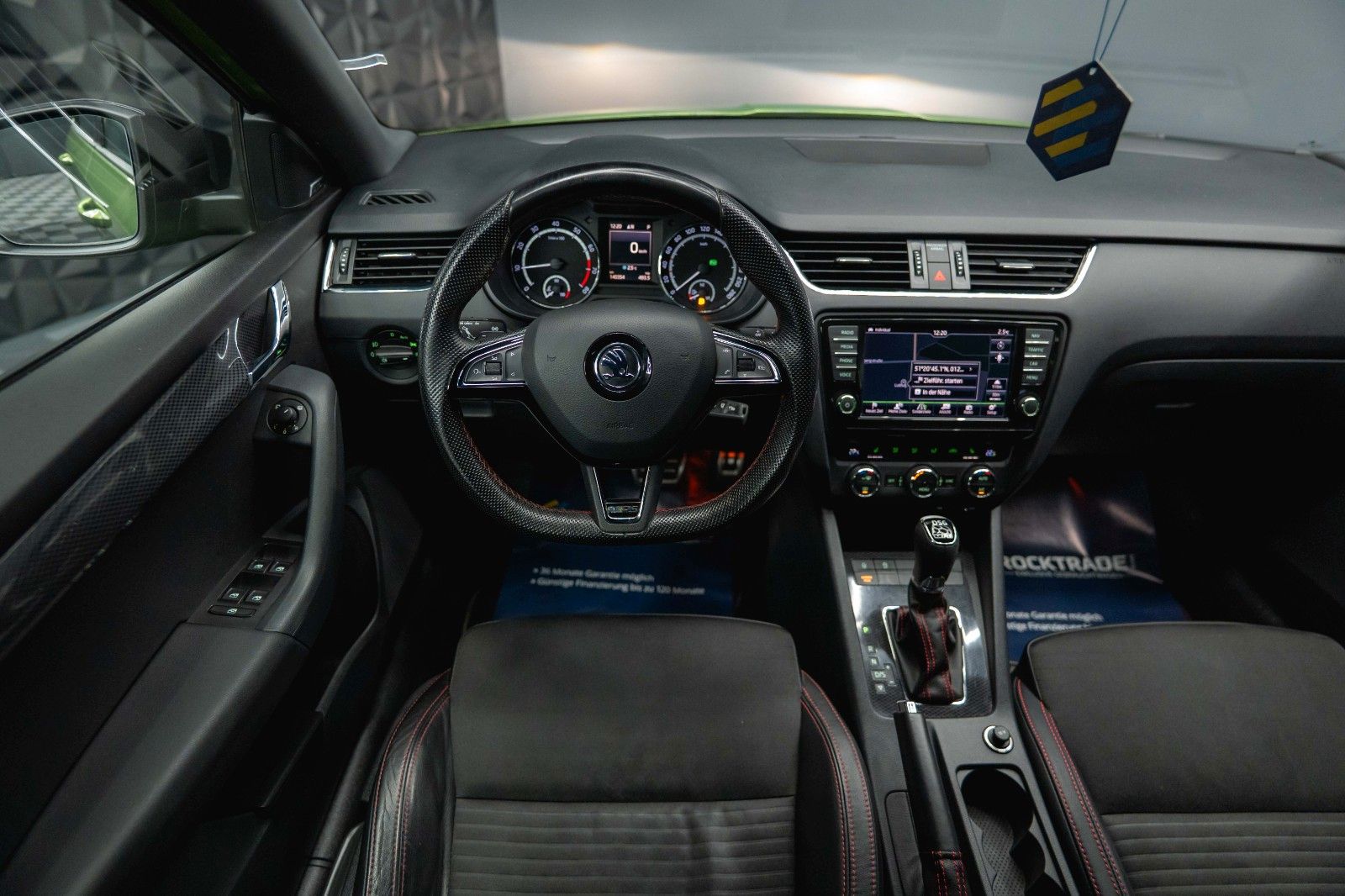 Fahrzeugabbildung SKODA Octavia Combi RS Performance *1.Hand*LED*CarPlay