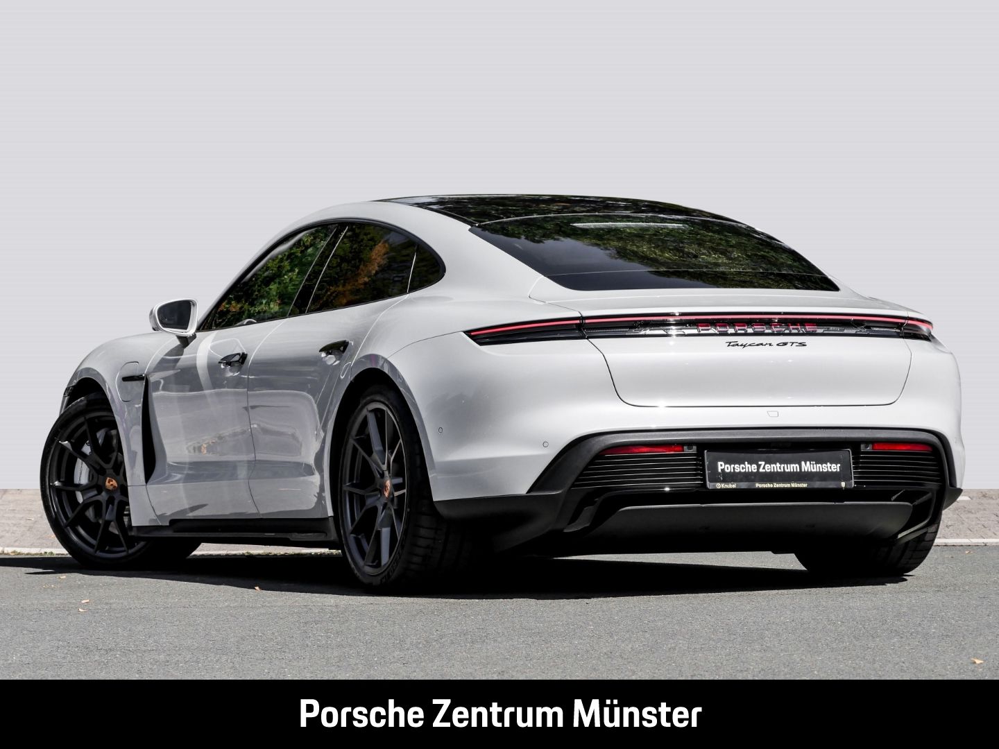 Porsche Taycan GTS Active-Ride Burmester HA-Lenkung HUD imagem 3