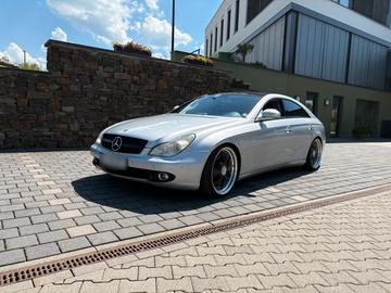 2004 Mercedes-BENZ CLS — фото 10