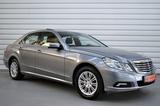 Mercedes-Benz E200 Elegance+Navi+Schiebedach+SHZ+53.400KM - Mercedes-Benz E-Klasse: Elegance