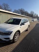 Volkswagen Tiguan Allspace 2.0 TSI 4Motion, 2. Hand TÜV... - gebrauchte VW Tiguan Allspace aus dem Jahr 2020
