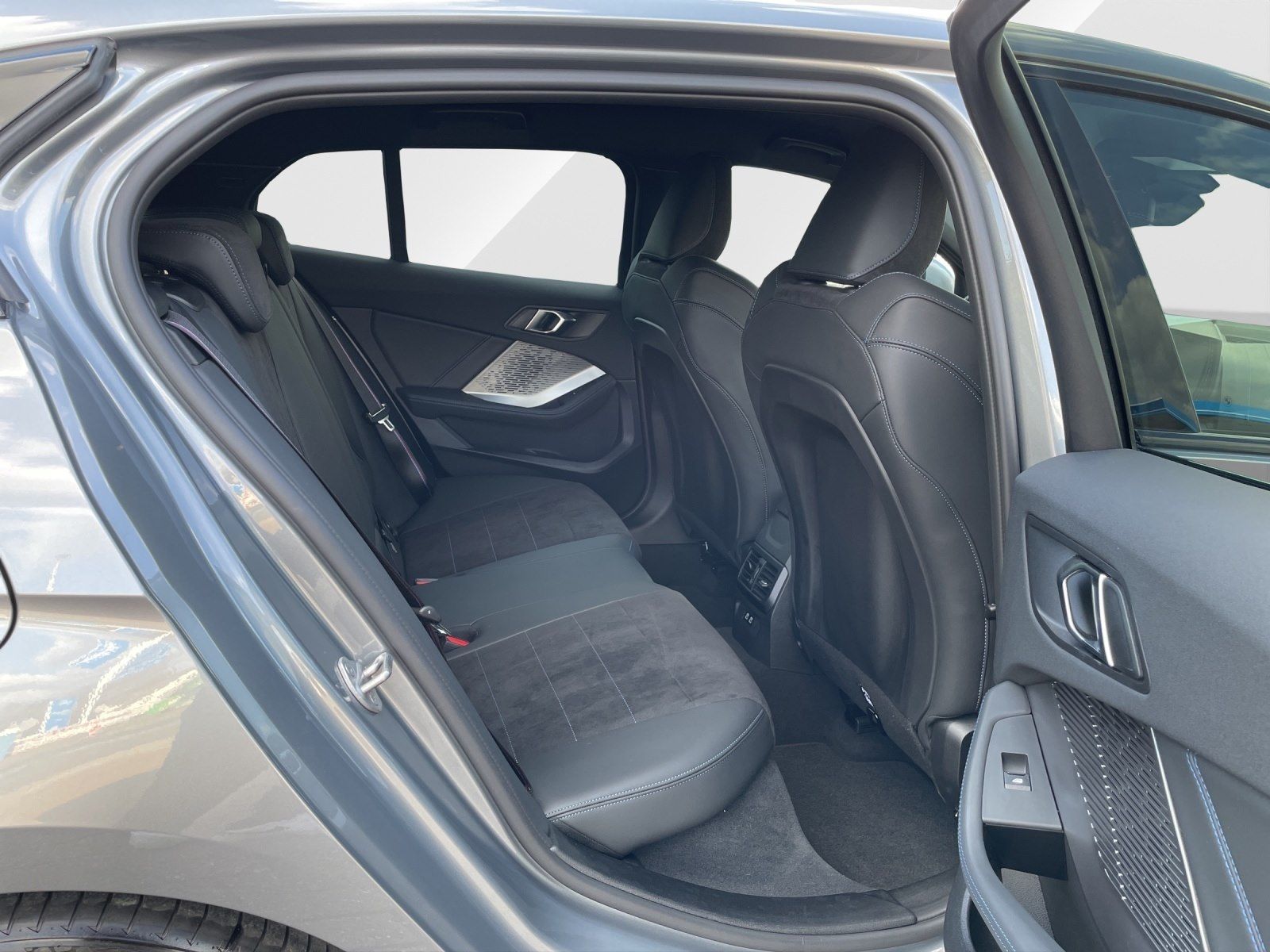 BMW 120 - Bild 11