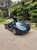 Mercedes-Benz SLS AMG / Daytona Blau / Designo / 1. Hand  - Mercedes-Benz SLS AMG: Coupé