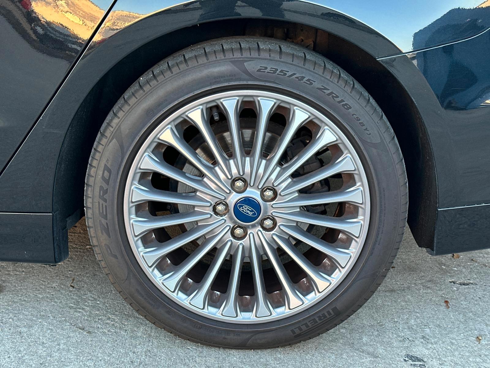 Ford Mondeo 2014 — photo 9