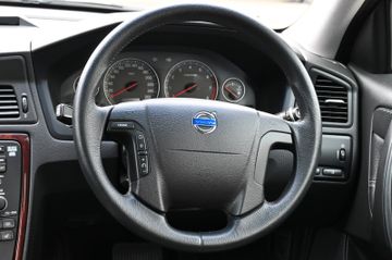 Volvo V70 2.4 Classic * RHD* – Bild 20