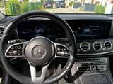 Mercedes-Benz Mercedes E300d T-Modell - Mercedes-Benz E 300 mit Diesel-Antrieb: Leder, Kombi