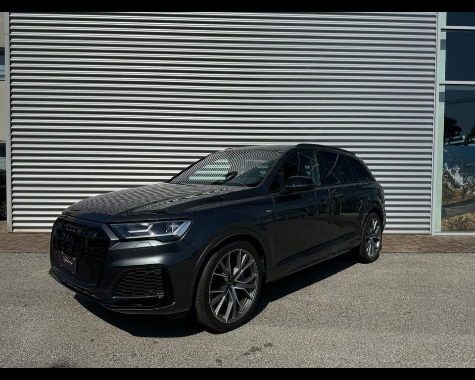 Audi AUDI Q7 55 TFSIe QUATTRO TIPTRONIC S-LINE